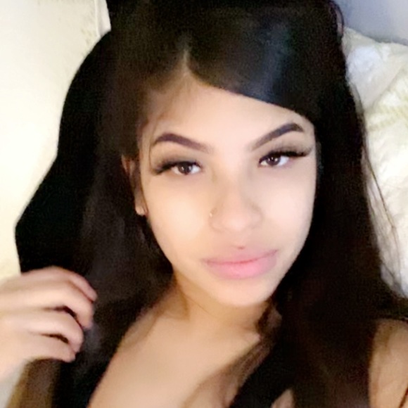 Meet your Posher, Milagros - Picture 1 of 1